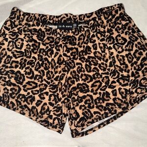 Liz and Sara 90s vibe cheetah print short shorts
